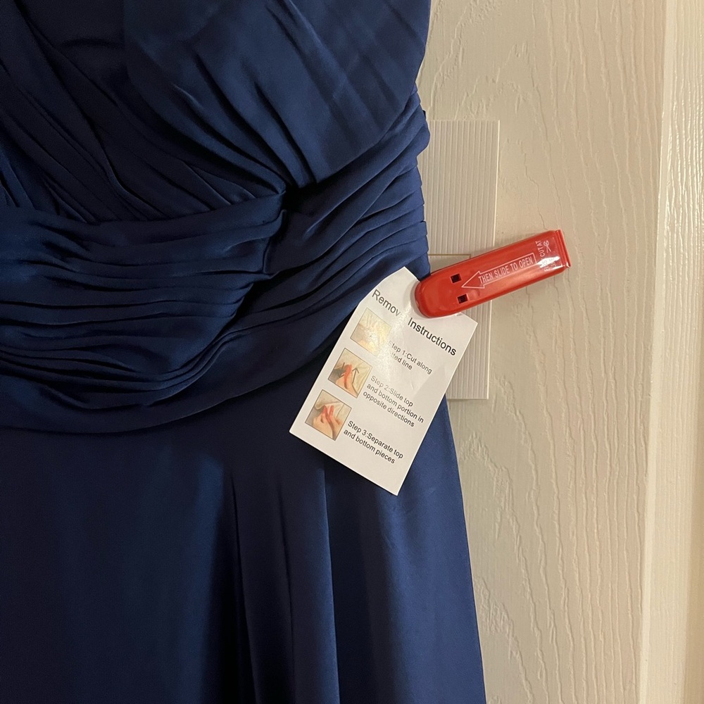 Mac Duggal NWT #67866 One-Shoulder Bishop Sleeve Royal Blue Flowy Gown Size 0 - Picture 9 of 11